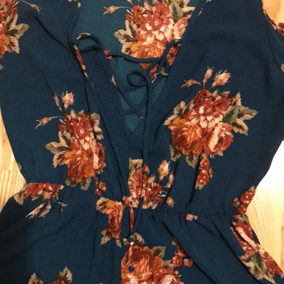 Floral romper - Picture 2 of 4